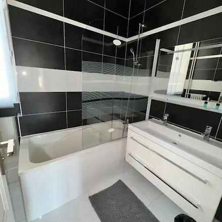 Auteuil Rolland Garros باريس