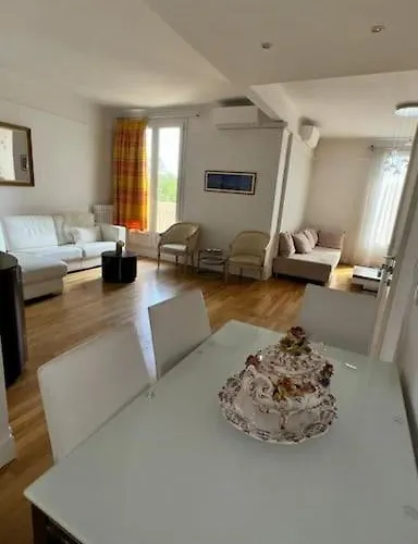 Auteuil Rolland Garros * Paris