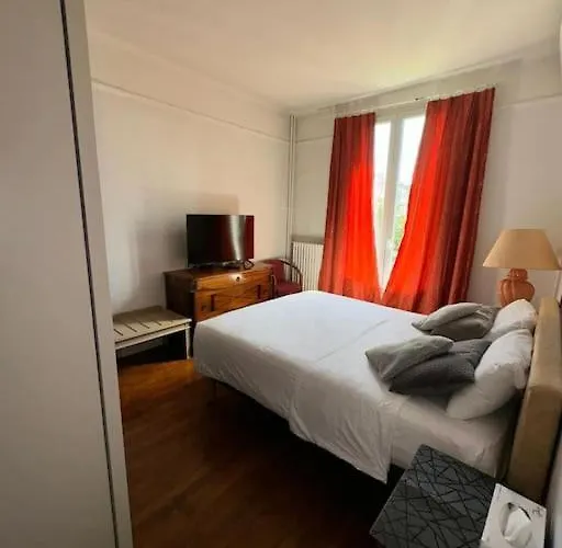 Auteuil Rolland Garros * Paris